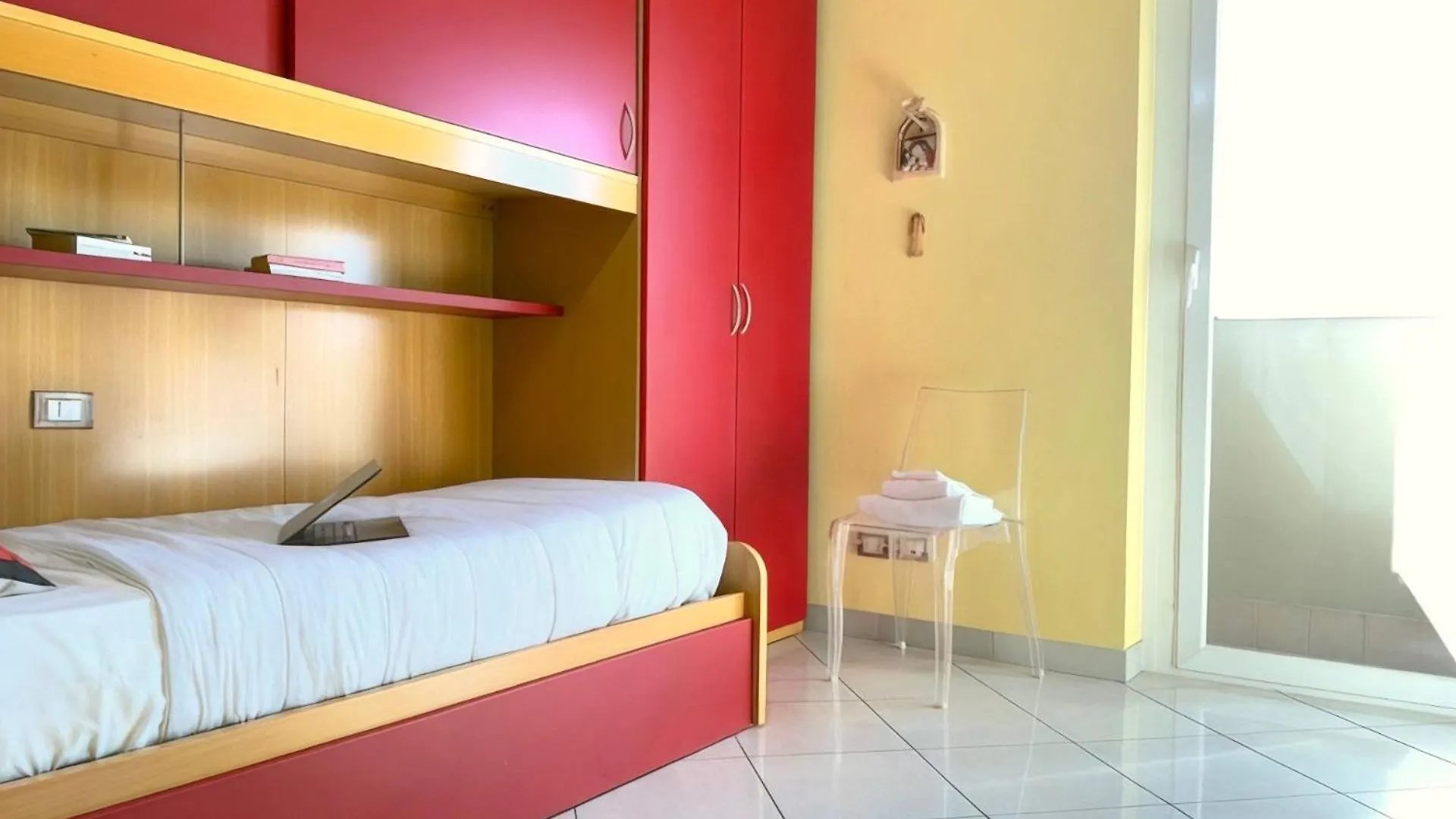 Homeby, Casa Cartesio Milano 0*,