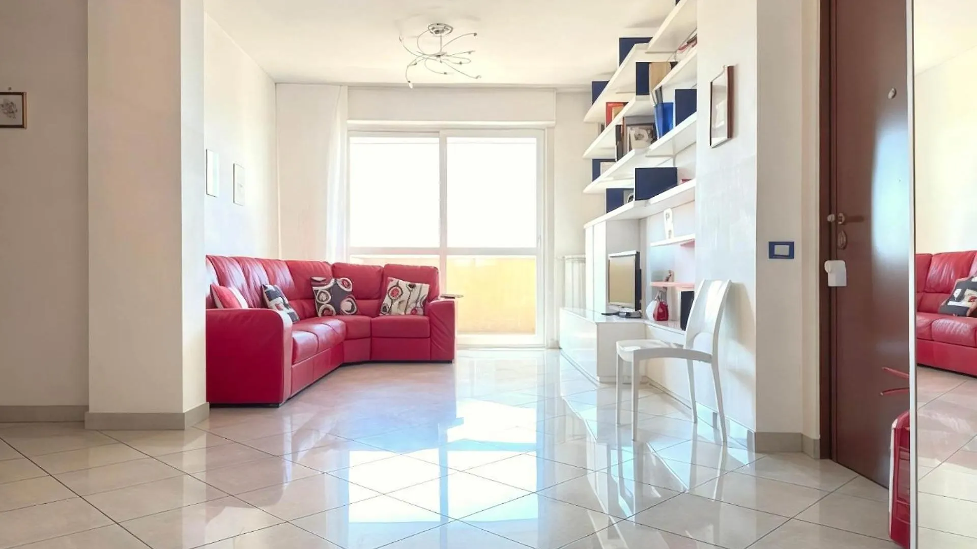 Homeby, Casa Cartesio Milan Italy