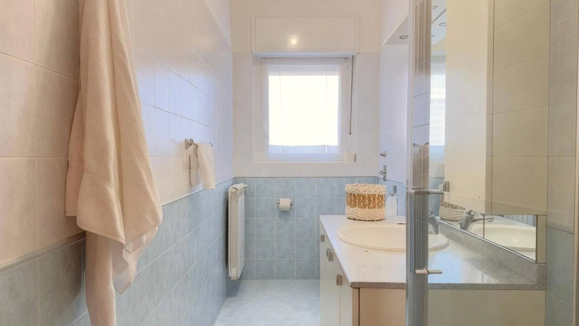 Apartment Homeby, Casa Cartesio Milan