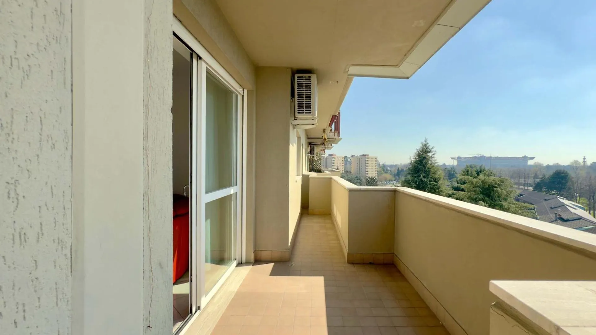 Homeby, Casa Cartesio Milan 0*,  Italy